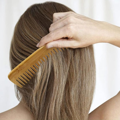 peigne a cheveux bambook manche court