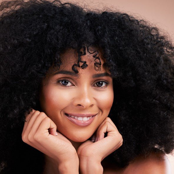 perruque femme afrobomb noir profond